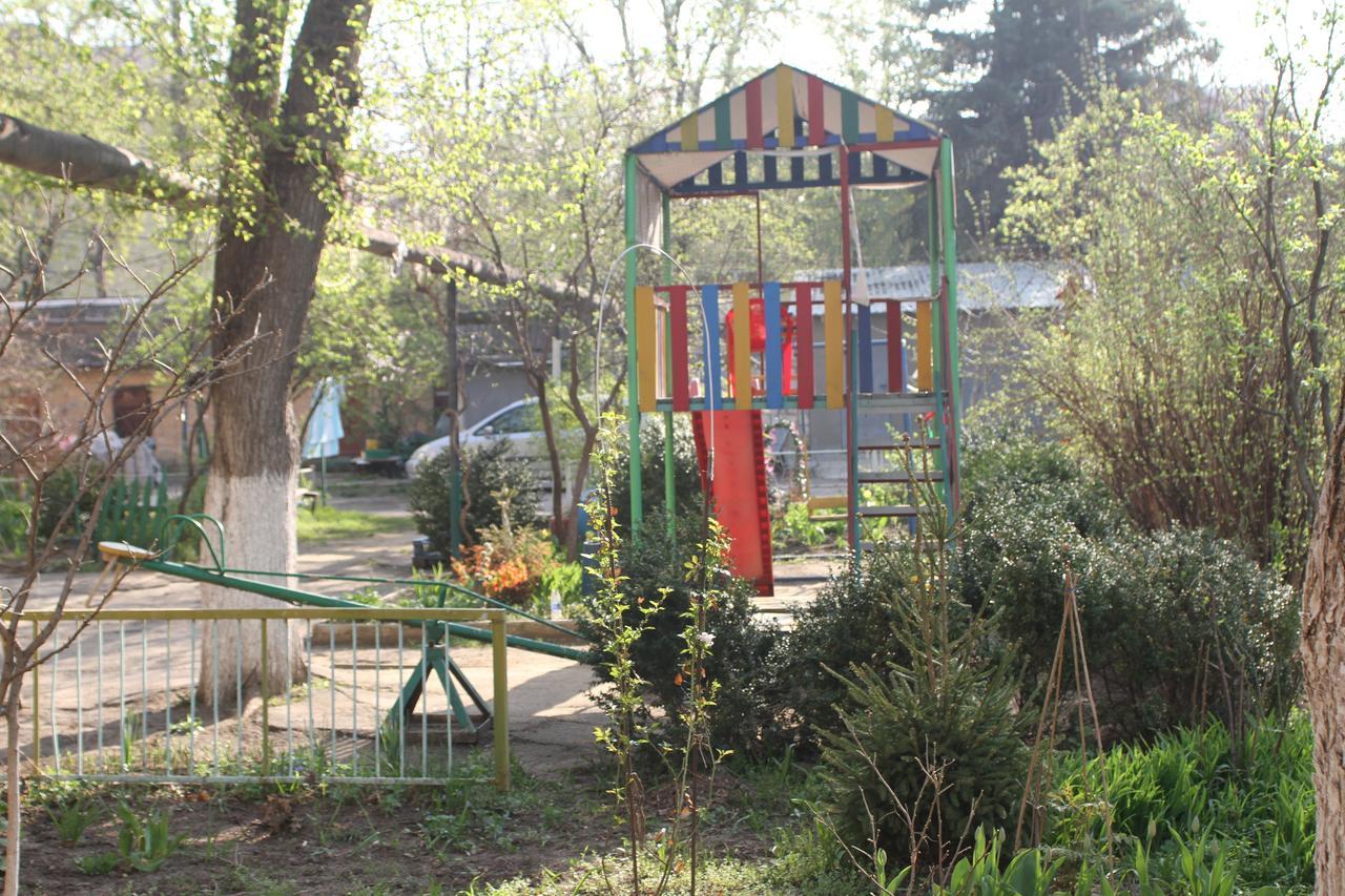 Old Tiraspol Hostel Екстериор снимка